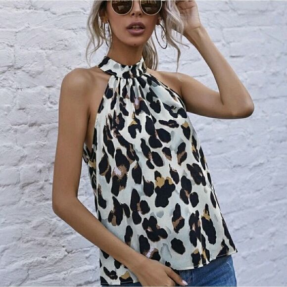 Keyhole Back All Over Print Halter Top - Picture 6 of 8